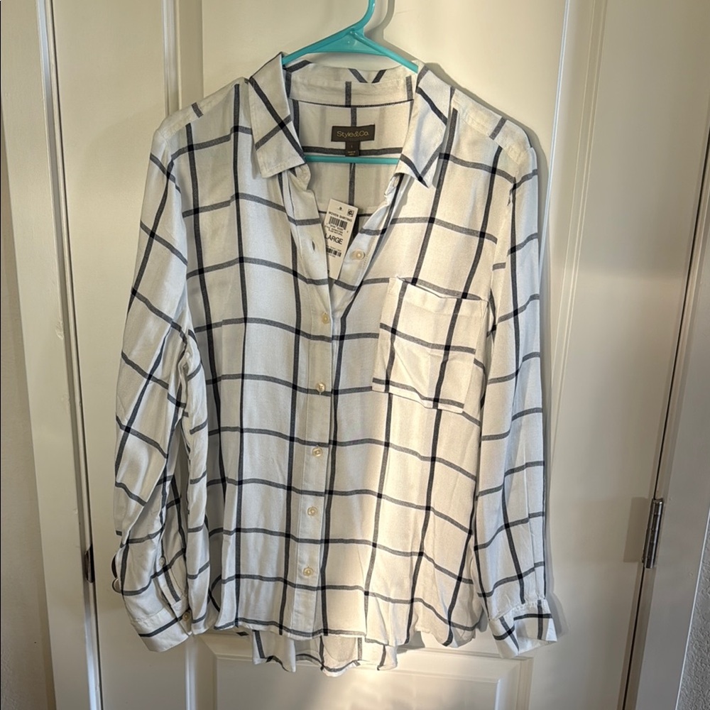 Style & Co. White and Black 3/4 Sleeve Button Down Shirt